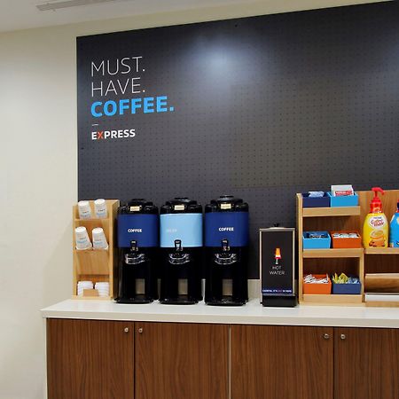 Holiday Inn Express Wichita South By Ihg Экстерьер фото